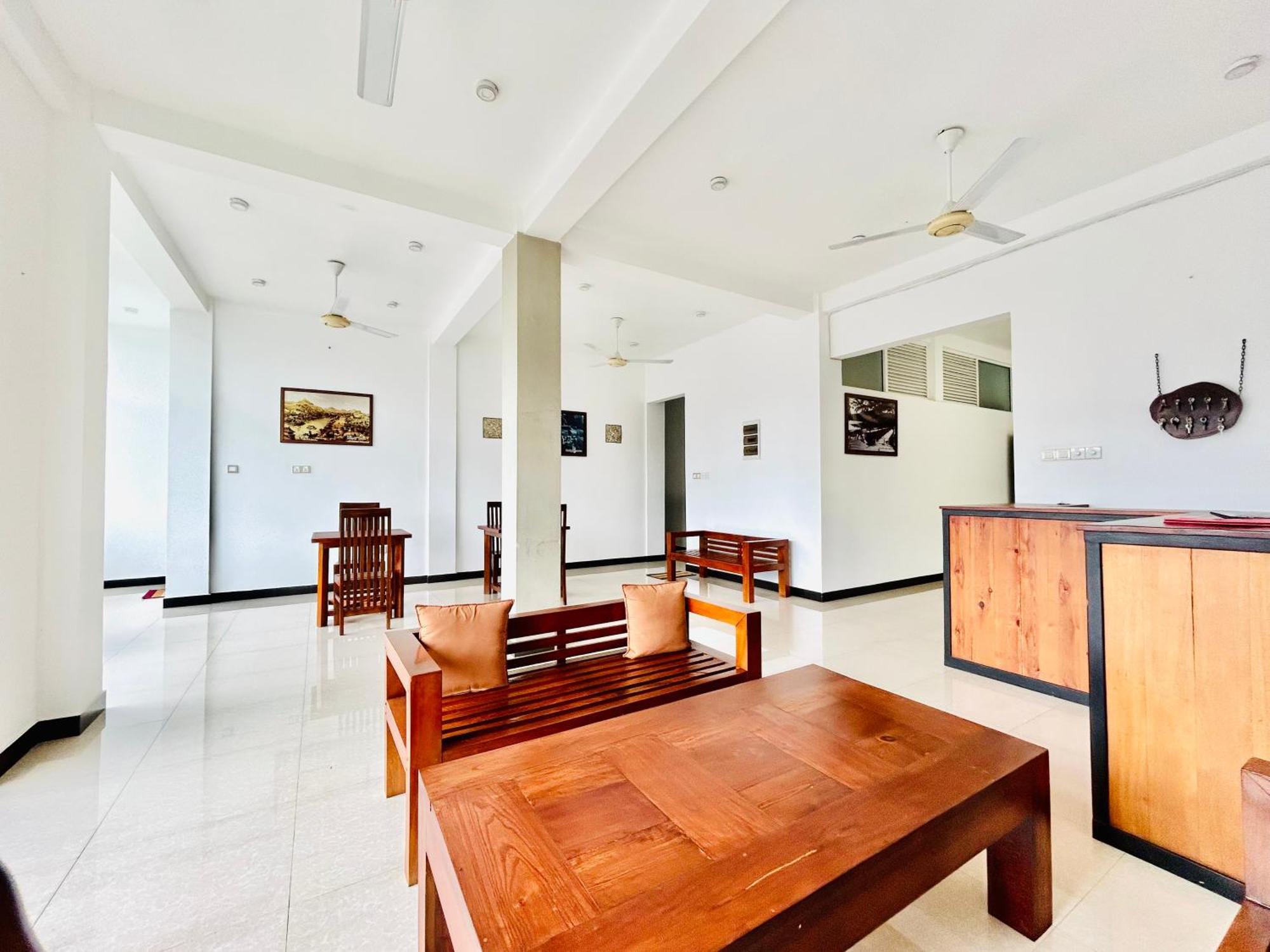 The Terrace แคนดี้ ภายนอก รูปภาพ